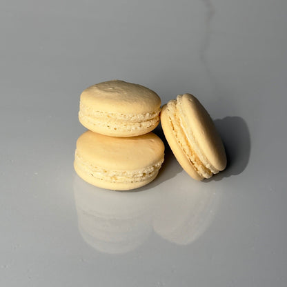 Vanilla Macaron
